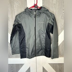175. Columbia Black & Gray Boys Windbreaker size 8 (boy)